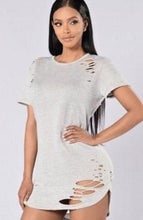 Carregar imagem no visualizador da galeria, Camiseta Feminina Manga Comprida Rasgada Furo